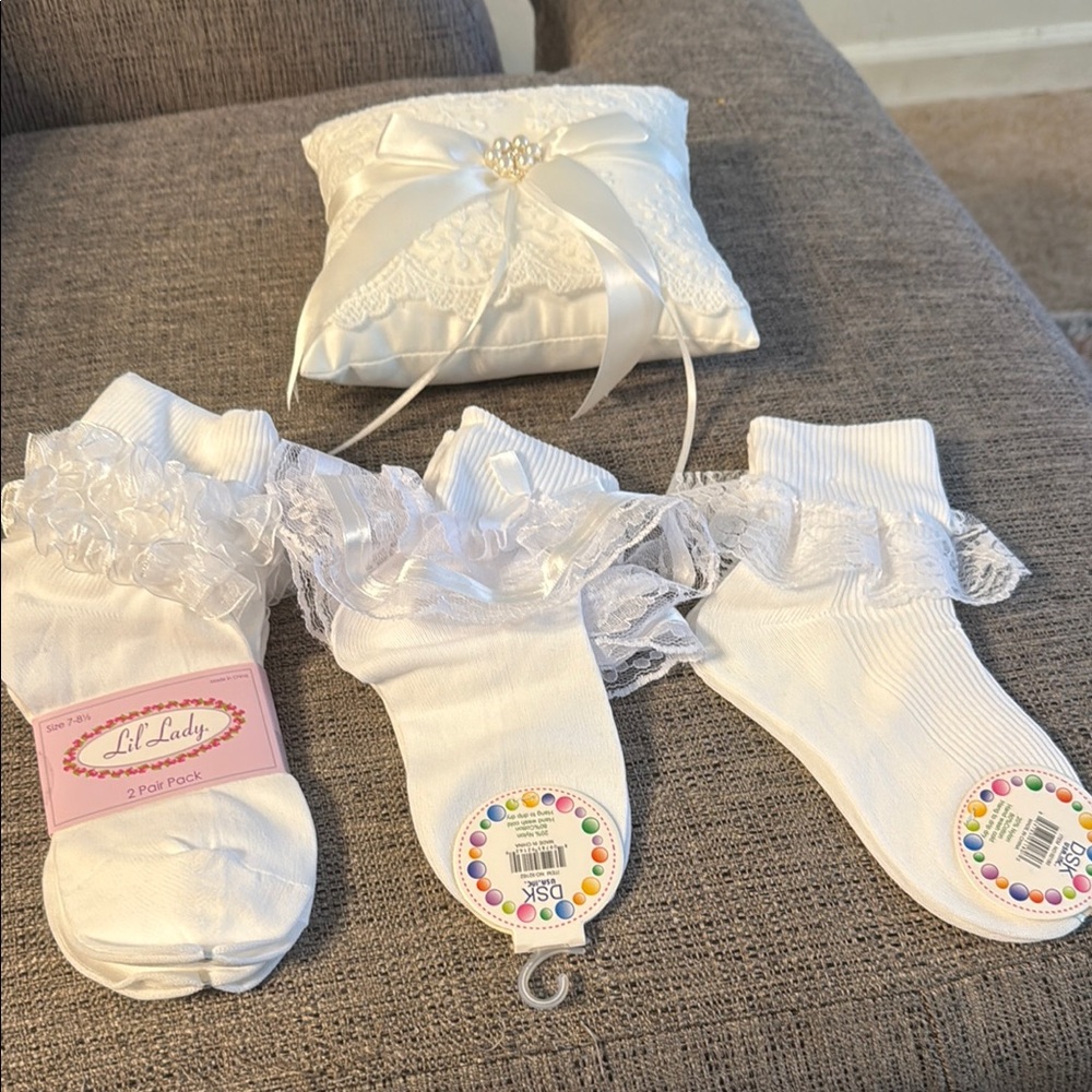 Elegant White Lace Kids Socks